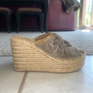 Marc Fisher Women’s Size 9 High Wedges